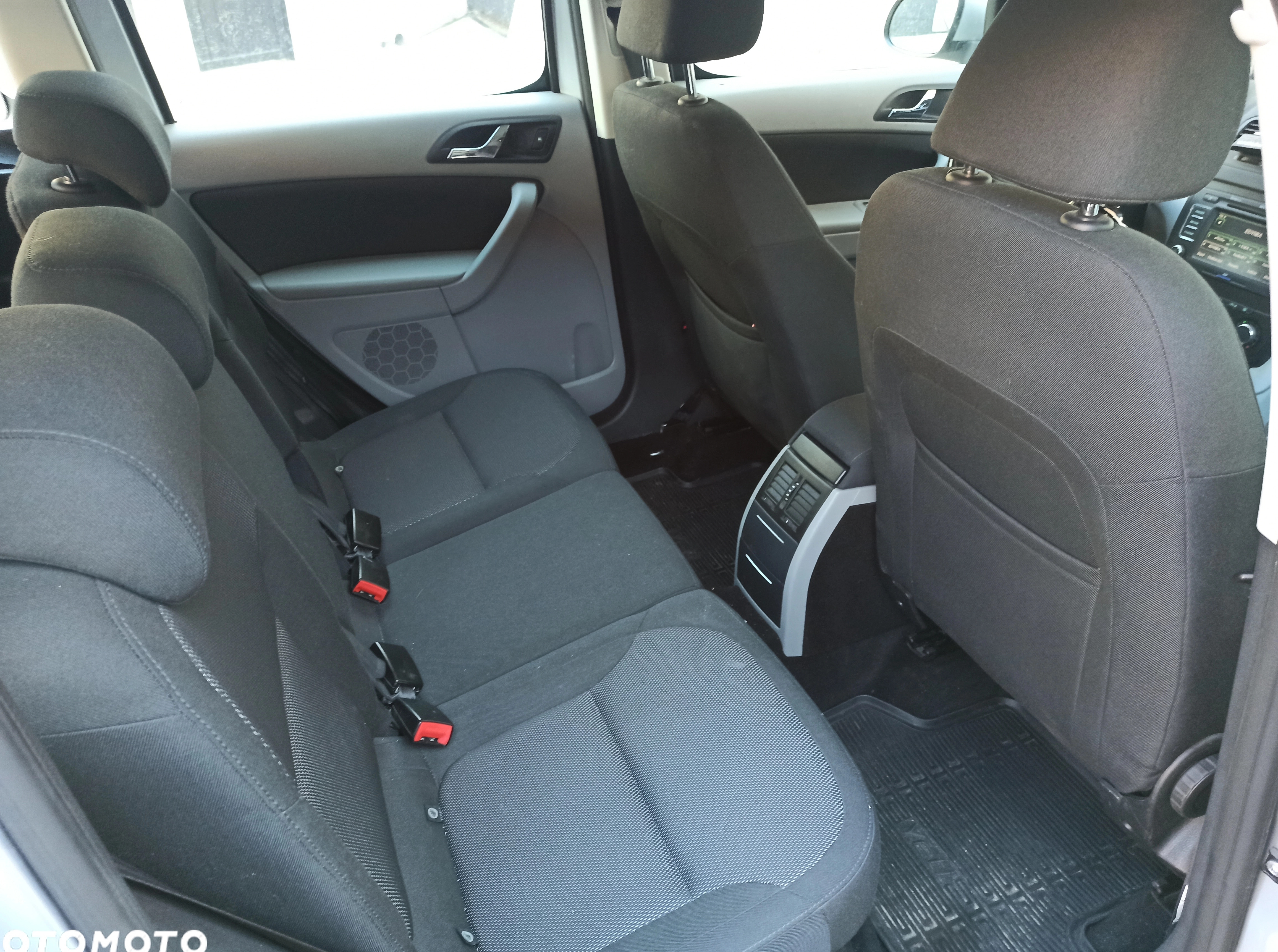 Skoda Yeti cena 24500 przebieg: 298000, rok produkcji 2011 z Szczebrzeszyn małe 29